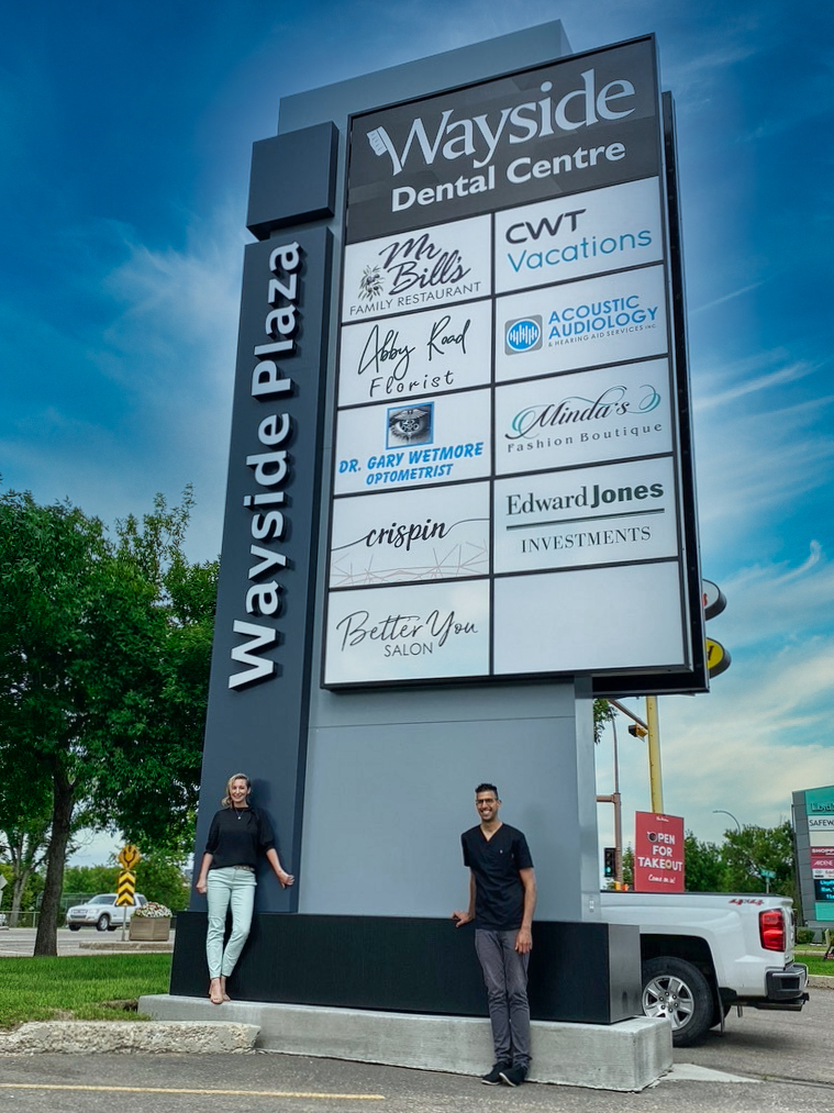 Wayside Plaza Pylon Sign