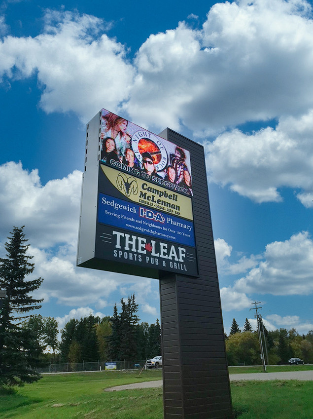 The Leaf Pub and Sports Grill Outdoor Sign